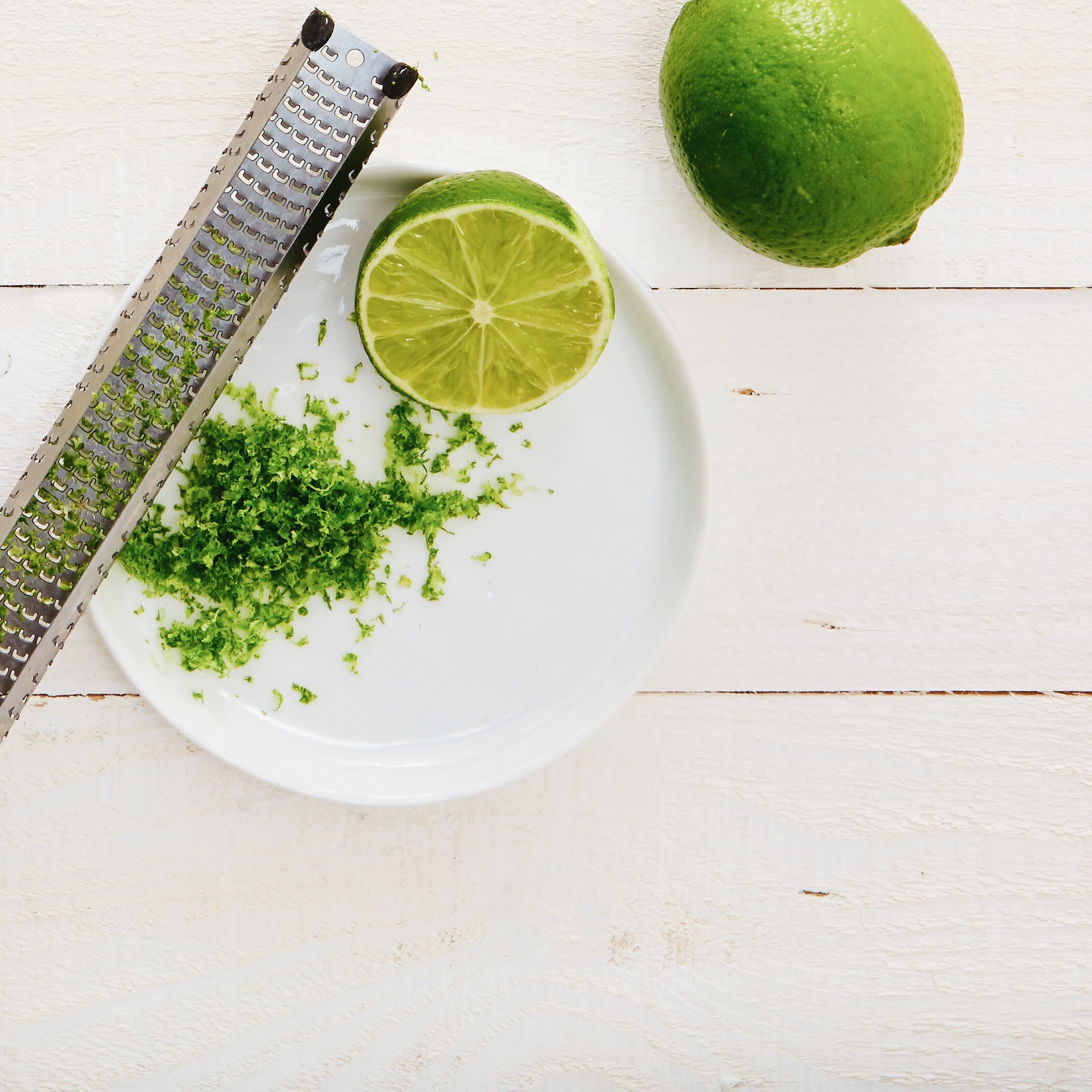 DIY Key Lime Yogurt Popsicles