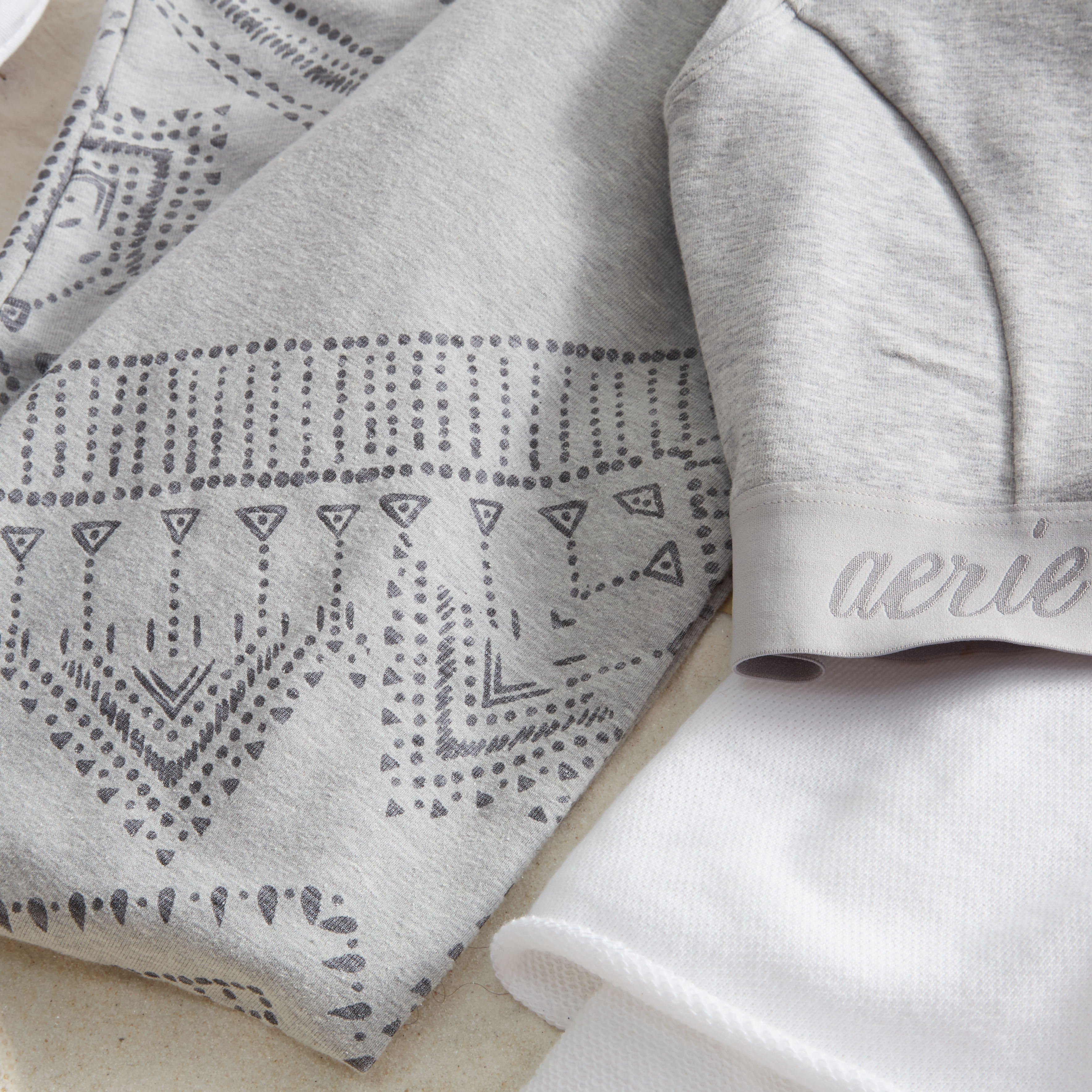 Stylist's Picks: Hit Print